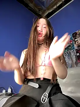 Snapshot of Asianpie_ chatting on October 21, 2025, 12:11 am Asianpie  online show from October 21, 2025, 12:11 am