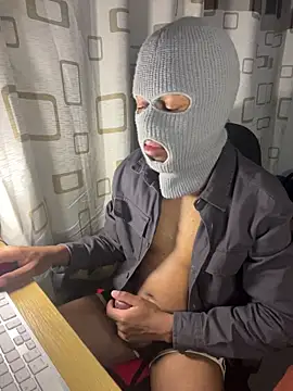 JaroDawg47 online show from December 14, 2025, 10:58 pm