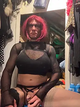 Xenia-Cosmo online show from October 19, 2025, 11:38 pm