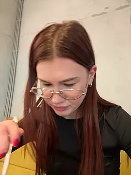 RinaCat online show from December 14, 2024, 8:23 am