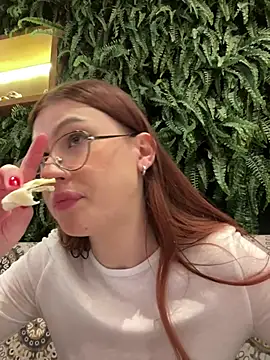 RinaCat online show from December 27, 2024, 8:24 am