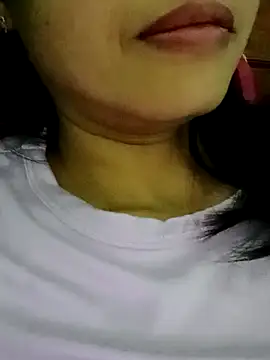 Snapshot of Hana_love20 chatting on December 29, 2024, 6:45 am Hana love20 online show from December 29, 2024, 6:45 am