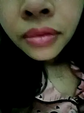 Snapshot of Hana_love20 chatting on February 1, 2025, 5:26 pm Hana love20 online show from February 1, 2025, 5:26 pm