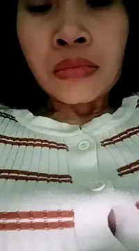 Snapshot of Hana_love20 chatting on February 12, 2025, 6:19 am Hana love20 online show from February 12, 2025, 6:19 am