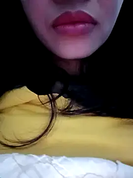 Snapshot of Hana_love20 chatting on February 17, 2025, 5:32 pm Hana love20 online show from February 17, 2025, 5:32 pm