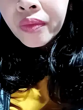 Snapshot of Hana_love20 chatting on February 19, 2025, 12:55 pm Hana love20 online show from February 19, 2025, 12:55 pm