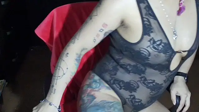 Snapshot of Cata_Blue__ chatting on March 6, 2025, 8:59 pm Cata Blue online show from March 6, 2025, 8:59 pm