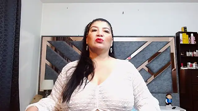 KarlaTesg online show from July 14, 2026, 9:14 am