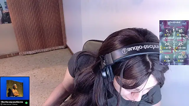 Snapshot of Eli666uwu chatting on October 6, 2025, 3:42 pm Eli666uwu online show from October 6, 2025, 3:42 pm