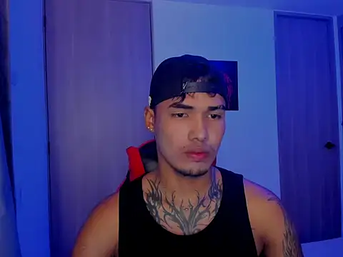 thomas latin boy online show from September 12, 2025, 1:49 am