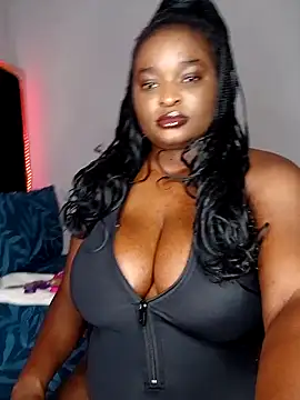 Snapshot of DarkButterfly99 chatting on September 25, 2025, 8:01 pm DarkButterfly99 online show from September 25, 2025, 8:01 pm