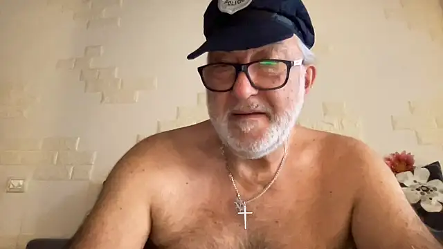 EroticVenetian online show from February 14, 2025, 2:23 pm