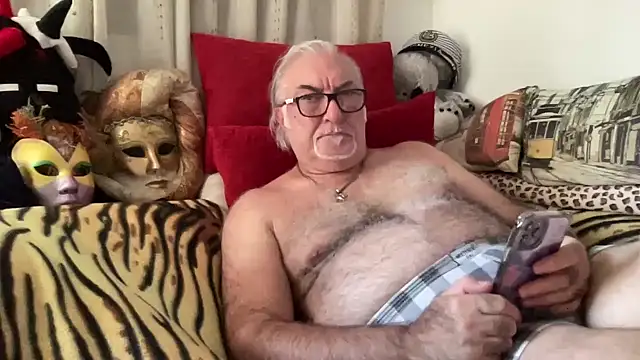 Snapshot of EroticVenetian chatting on October 2, 2025, 3:19 pm EroticVenetian online show from October 2, 2025, 3:19 pm