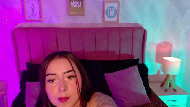 ANNE HONEY55 online show from August 8, 2026, 3:52 am