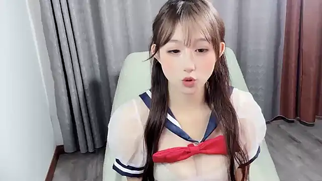 xiaotaozi163 online show from December 9, 2024, 6:01 am