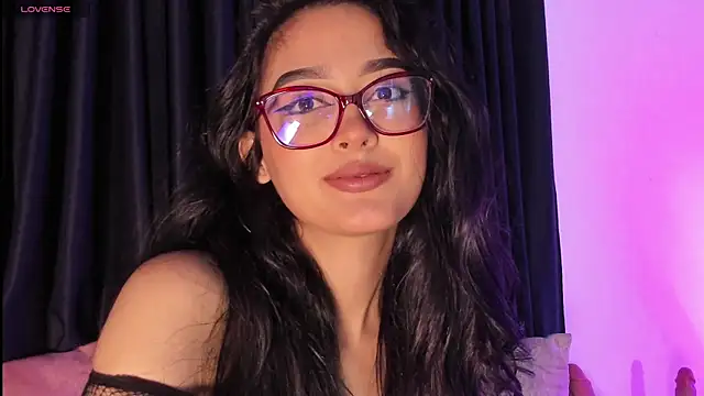 Snapshot of dana476704 chatting on October 12, 2025, 9:30 am dana476704 online show from October 12, 2025, 9:30 am