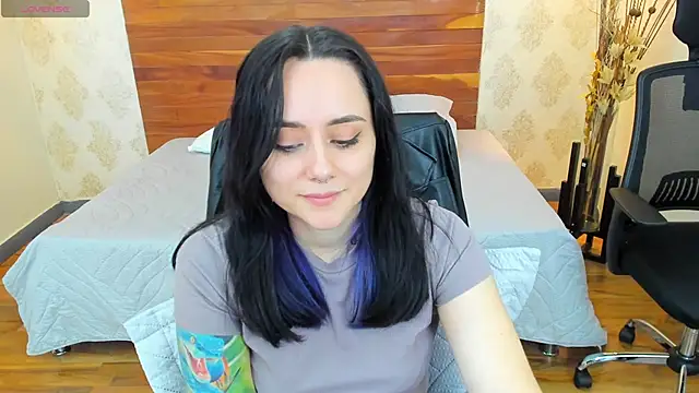 KatherineBond online show from December 5, 2024, 10:56 pm