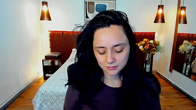 KatherineBond online show from March 19, 2026, 6:45 pm