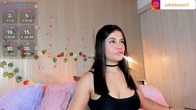 Sofi Blossom online show from June 17, 2026, 8:43 pm
