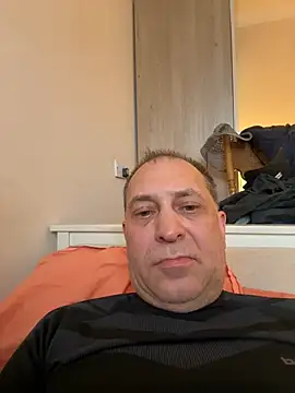 Snapshot of meateater1 chatting on January 11, 2026, 10:31 am meateater1 online show from January 11, 2026, 10:31 am