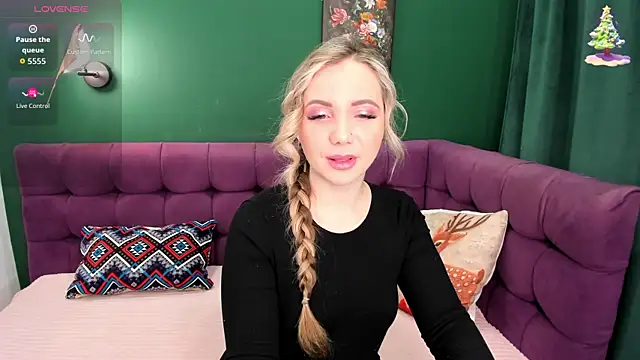 Snapshot of EvaMoran chatting on March 18, 2026, 1:42 am EvaMoran online show from March 18, 2026, 1:42 am