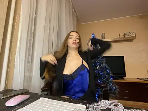Snapshot of BarbaraFantasy chatting on December 16, 2024, 7:32 pm BarbaraFantasy online show from December 16, 2024, 7:32 pm
