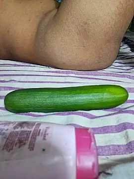 Priya Bong online show from September 24, 2025, 7:39 pm