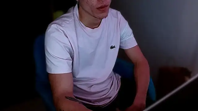 deividcloud36 online show from November 12, 2025, 9:58 pm