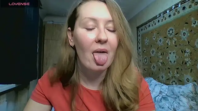 AnnaXLovers online show from February 26, 2026, 9:30 am