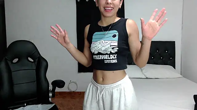 sweetcami1 online show from March 11, 2025, 3:37 am