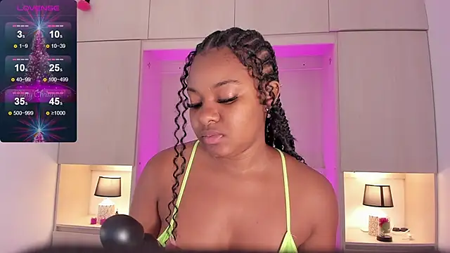 tamaraa smiith online show from December 30, 2024, 11:48 am