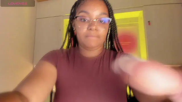 tamaraa smiith online show from June 10, 2026, 7:57 pm