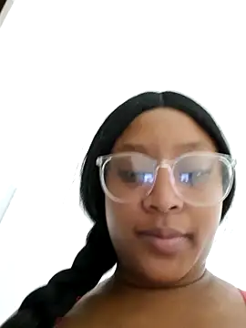 Snapshot of Adelehottman chatting on October 6, 2025, 12:13 pm Adelehottman online show from October 6, 2025, 12:13 pm