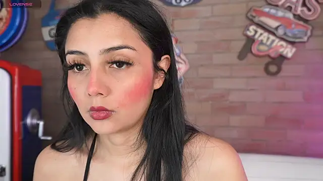 miss lizith online show from June 16, 2026, 11:02 am