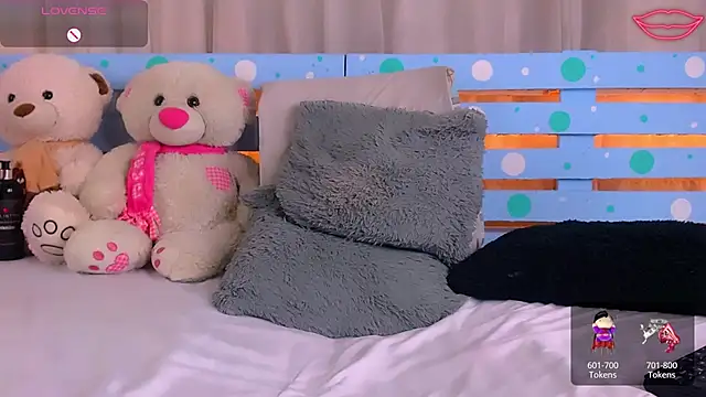 Sara-04 online show from December 24, 2024, 2:43 am