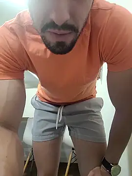 Diegosob8720 online show from February 19, 2025, 12:57 am