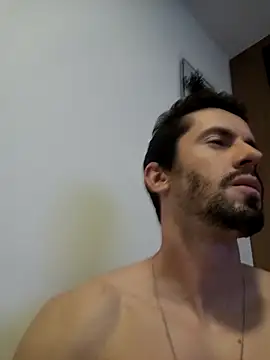 Diegosob8720 online show from February 23, 2025, 9:26 pm