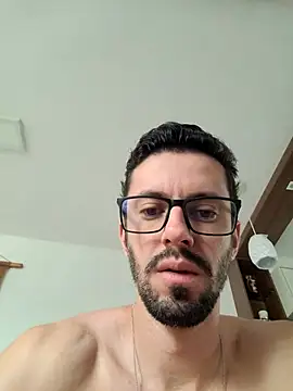 Diegosob8720 online show from February 24, 2025, 12:05 pm