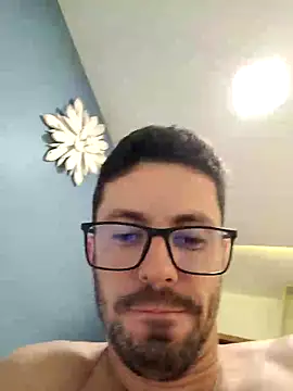 Diegosob8720 online show from March 13, 2025, 4:38 am