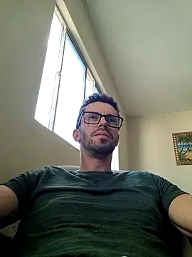 Diegosob8720 online show from March 13, 2025, 7:28 pm