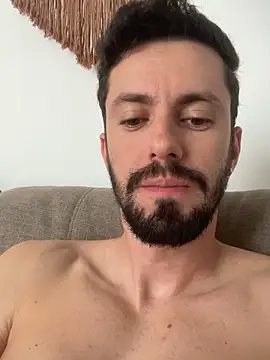 Diegosob8720 online show from September 13, 2025, 12:16 pm