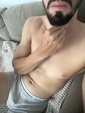Diegosob8720 online show from September 14, 2025, 2:27 pm