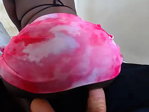 DarkBerry8 online show from January 16, 2025, 12:42 pm