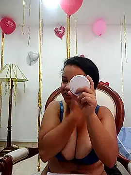  Miaaleon online show from February 12, 2025, 1:16 pm