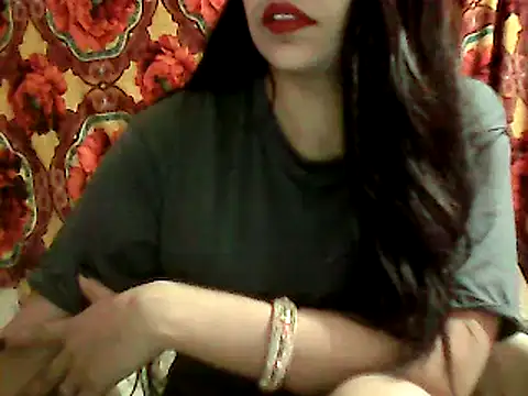 Snapshot of CuteBhabhi10 chatting on December 8, 2024, 6:17 pm CuteBhabhi10 online show from December 8, 2024, 6:17 pm