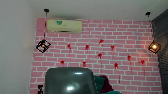 emy 0 online show from March 6, 2025, 11:42 pm