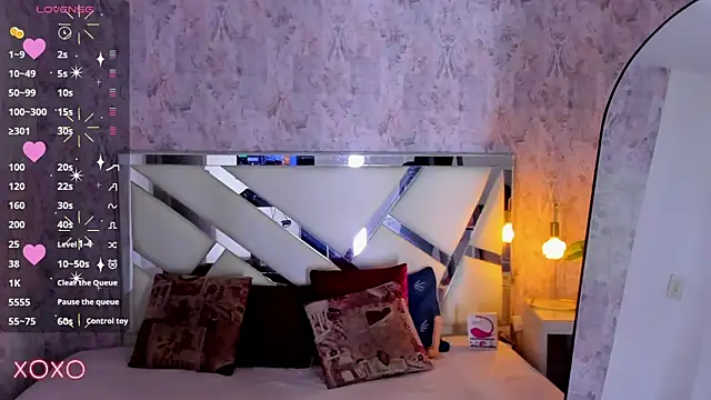 Snapshot of dominic_thailor chatting on October 26, 2025, 2:01 pm dominic thailor online show from October 26, 2025, 2:01 pm