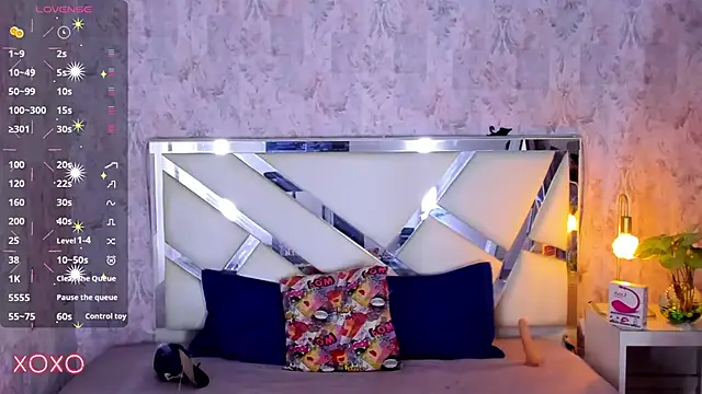 Snapshot of dominic_thailor chatting on November 4, 2025, 2:05 pm dominic thailor online show from November 4, 2025, 2:05 pm