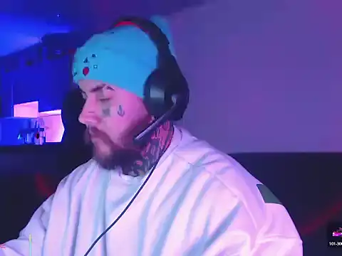 Ash gusbig online show from March 3, 2026, 3:45 am