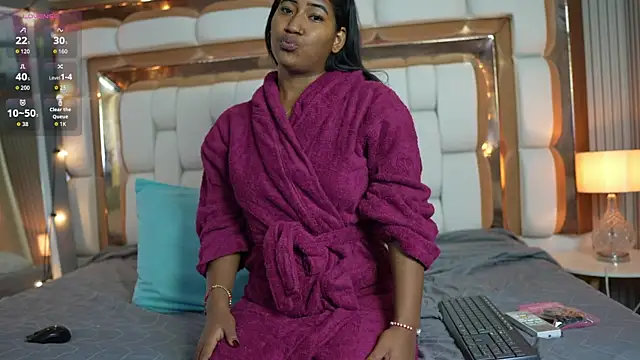 indianschoolgirl online show from June 6, 2026, 7:40 pm